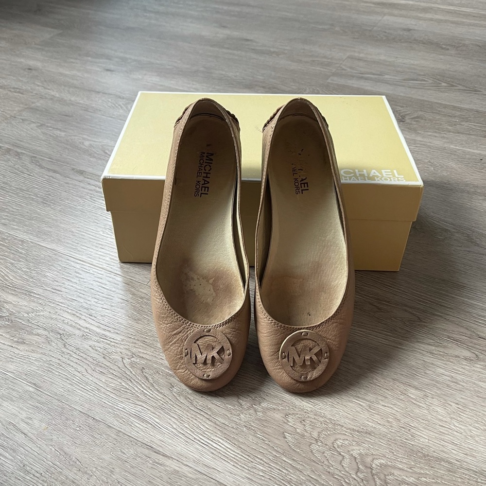 Michael Kors flats